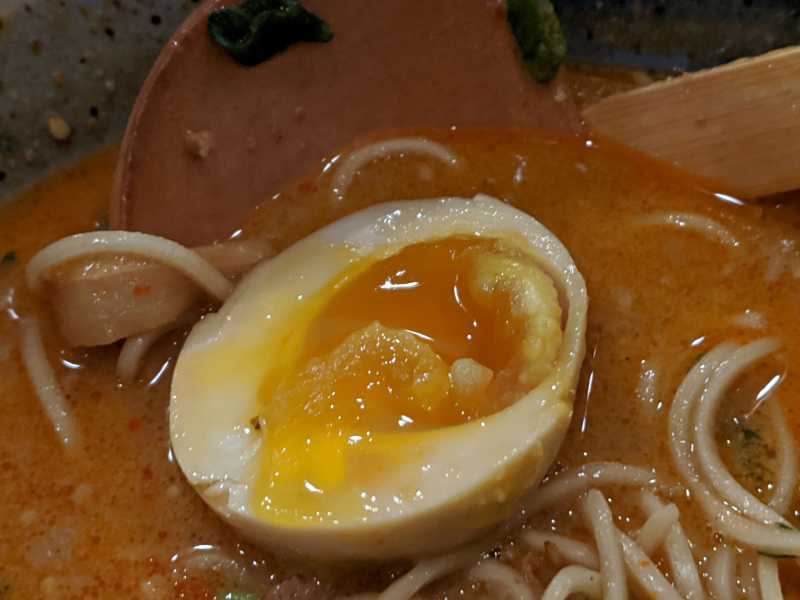 Menya Goku egg ramen.jpg