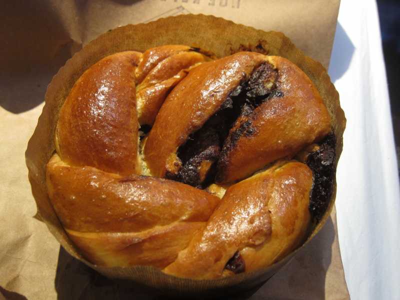 rsz_hof_kelstens_chocolate_babka_is_an_absolute_masterpiece.jpg