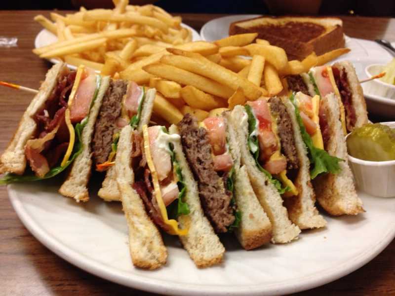 hamburger club sandwich.jpg